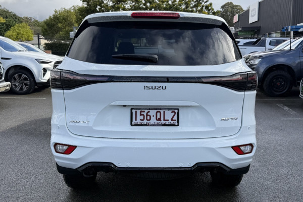 2025 MY25.5 Isuzu MU-X RJ LS-U SUV Image 9