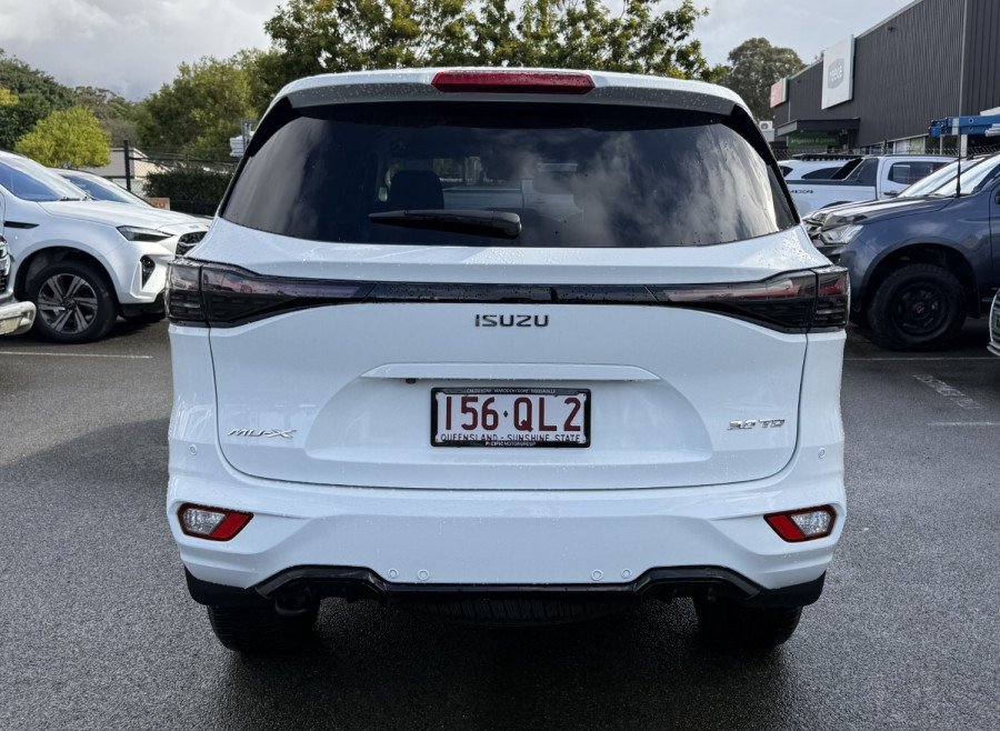 2025 MY25.5 Isuzu MU-X RJ LS-U SUV Image 9