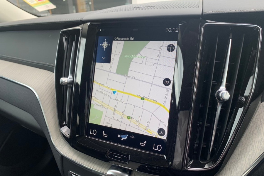 2020 Volvo XC60 UZ D4 Inscription Suv Image 8