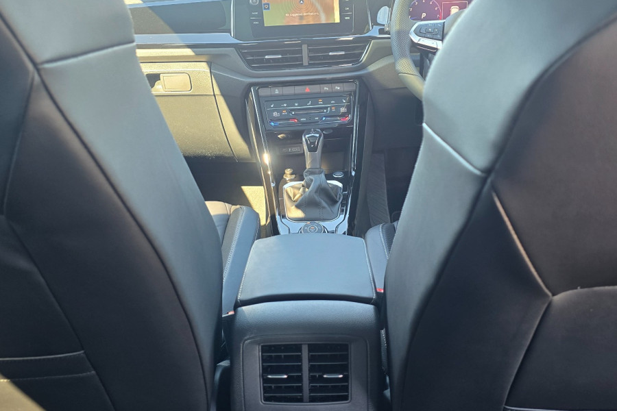 2024 MY25 Volkswagen T-Roc D11 140TSI R-Line SUV Image 13