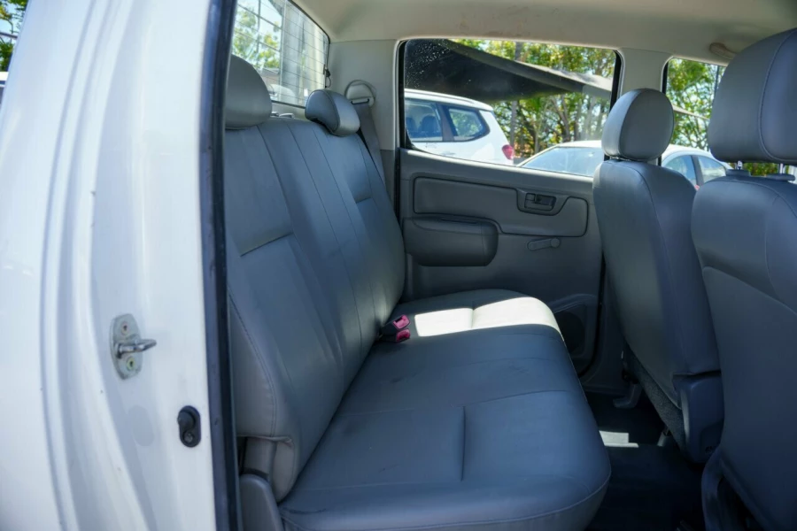2009 Toyota HiLux TGN16R MY09 WorkMate Ute Image 7
