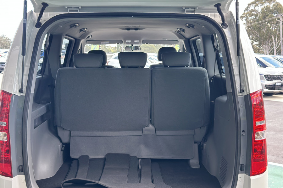2020 MY21 Hyundai iMax TQ4 Active Wagon Image 7