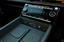 2025 Hyundai Santa Fe MX5.V1 Hybrid Calligraphy SUV image 11