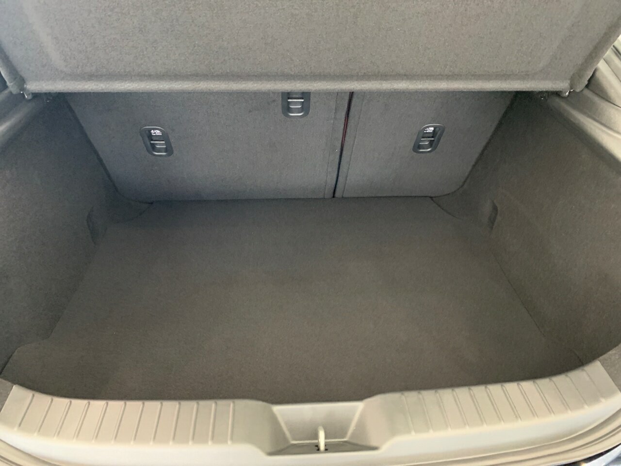 2024 Mazda 3 BP Series G25 Astina Hatch Image 7