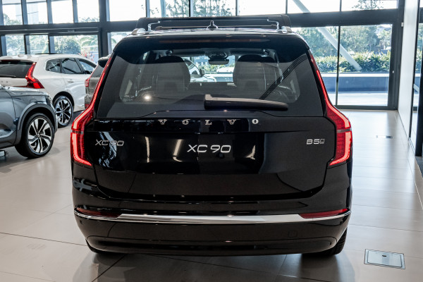 2026 Volvo XC90 L Series Plus B5 Bright SUV Image 7