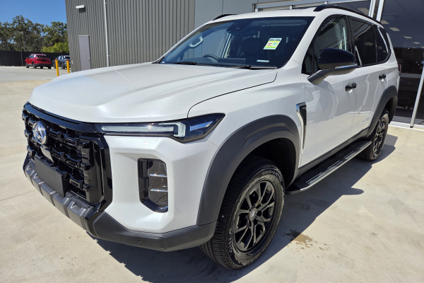 2026 MY25 LDV D90 SV9A Executive SUV Image 7