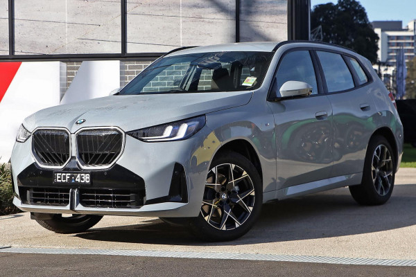 2026 BMW X3 G45 20 xDrive SUV image 3