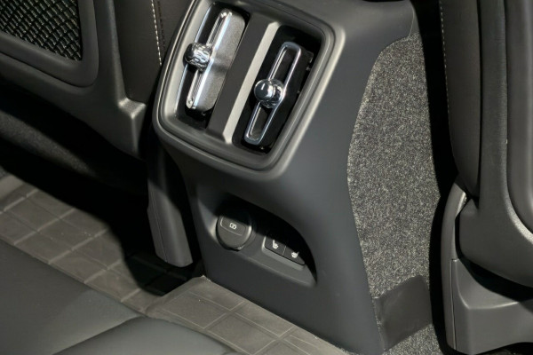 2026 Volvo XC40 XZ Plus B4 SUV Image 11