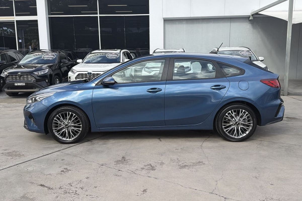 2021 MY1  Kia Cerato BD Sport+ Hatch Image 8