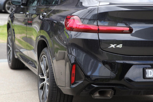 2025 BMW X4 G02 LCI xDrive30i M Sport SUV image 19