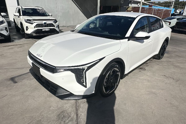 2024 MY25 Kia K4 CL4m Sport Sedan Image 11