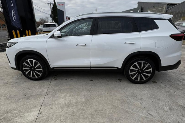 2026 Chery Tiggo 8 T31 Super Hybrid Ultimate SUV Image 6