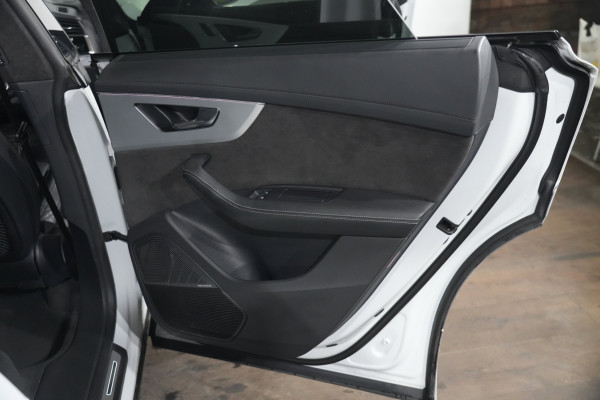 2021 Audi SQ8 F1 TDI SUV Image 34