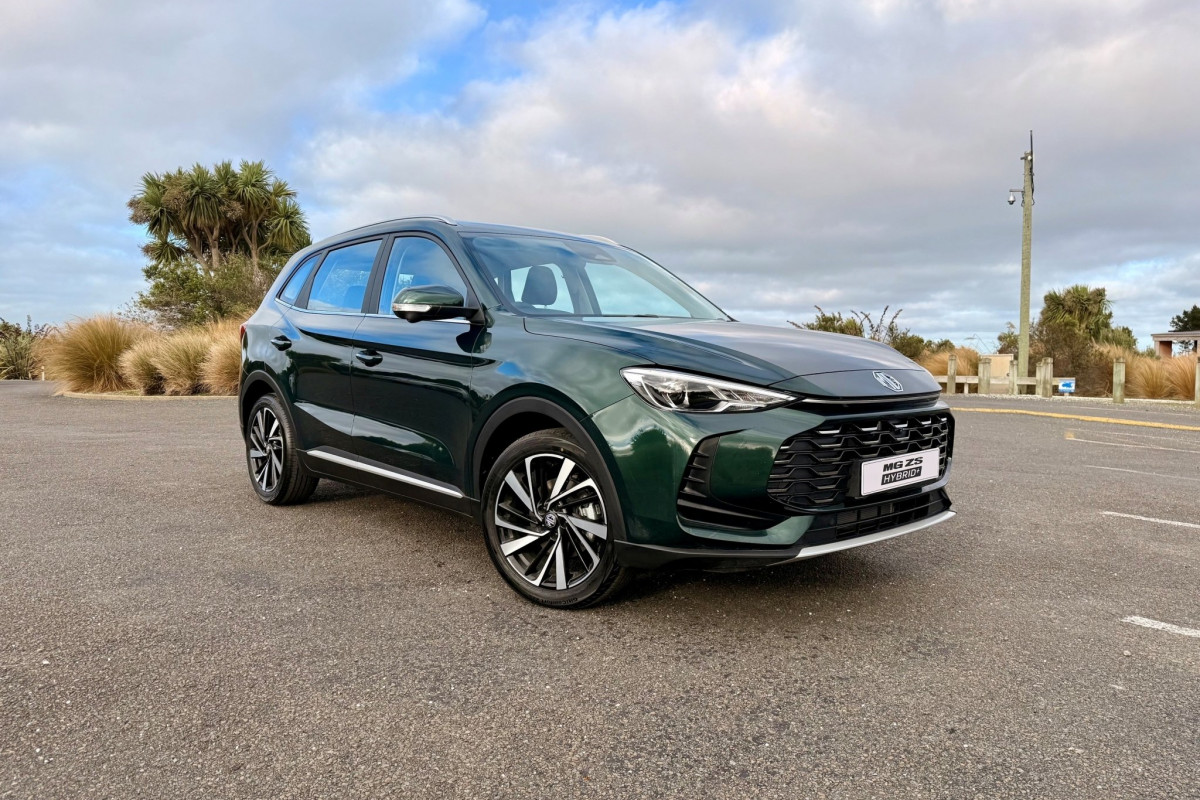 2026 MG ZS ZS32 Essence Hybrid+ SUV