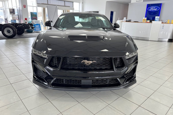 2025 Ford Mustang FO GT Hatch Image 2