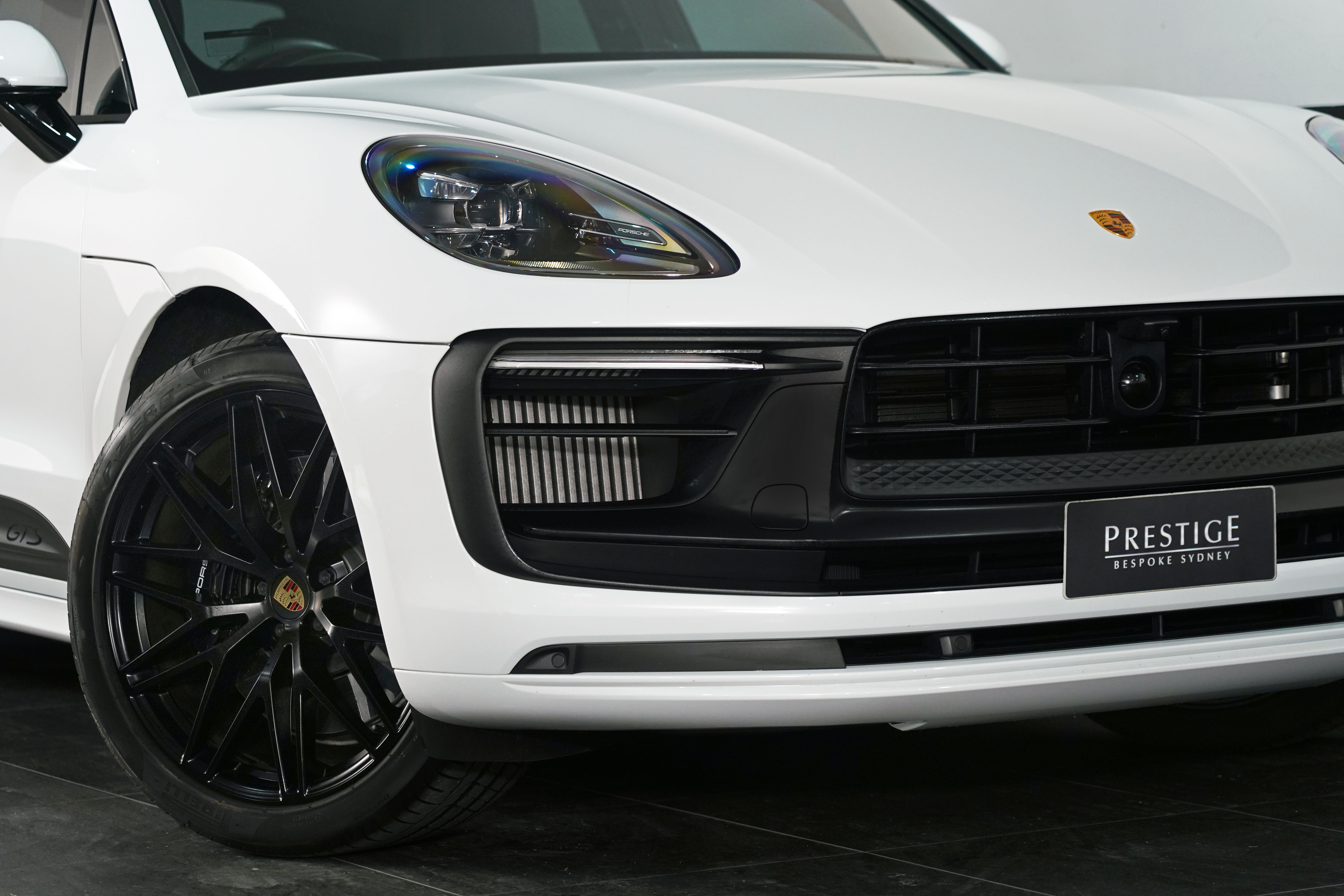 2022 Porsche Macan GTS SUV Image 11