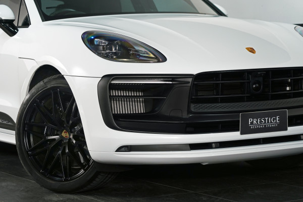2022 Porsche Macan GTS SUV Image 11