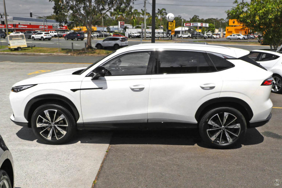2025 MG HS AS33 Essence SUV Image 13