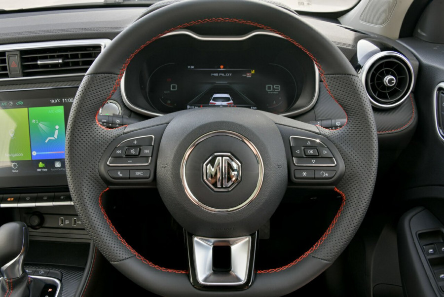 2024 MG ZST S13 Essence SUV Image 8