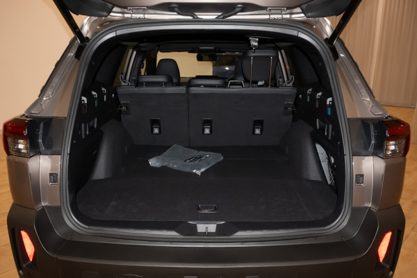 2026 Subaru Outback  7GEN AWD Touring SUV image 23