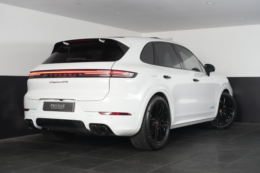 2026 Porsche Cayenne GTS SUV Image 7