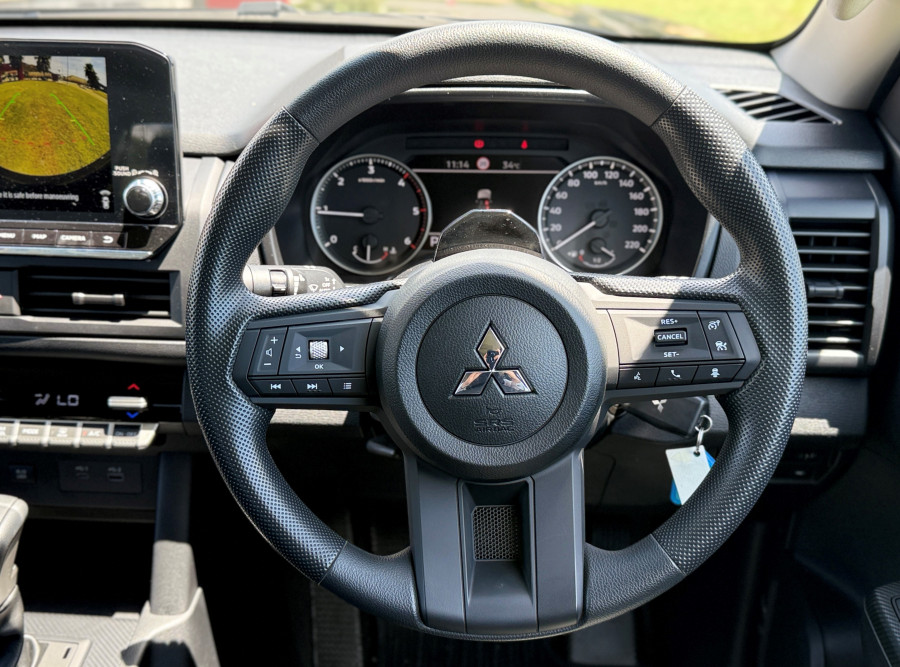 2026 Mitsubishi Triton MV GLX+ Ute Image 9