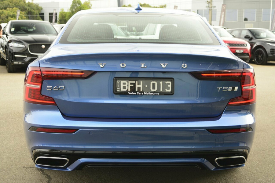 2019 Volvo S60 T5 R-DESIGN Sedan Image 18