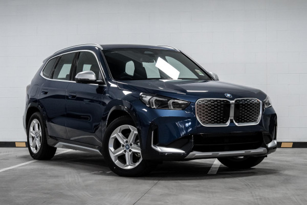 BMW iX1 eDrive20 xLine U11