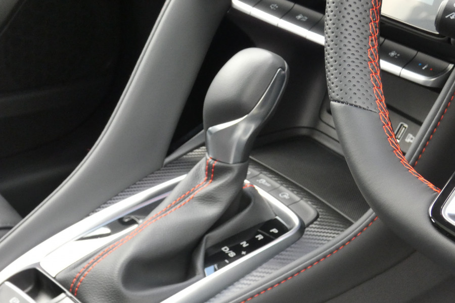 2024 MG ZST S13 ESSENCE SUV Image 13