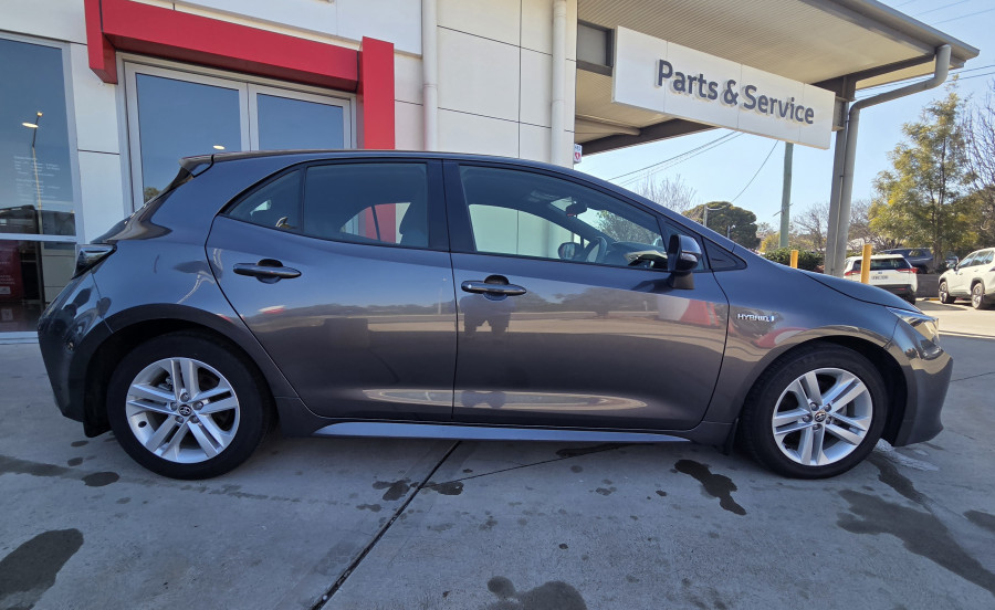 2022 Toyota Corolla ZWE219R  Ascent Sport Hybrid Hatch Image 9