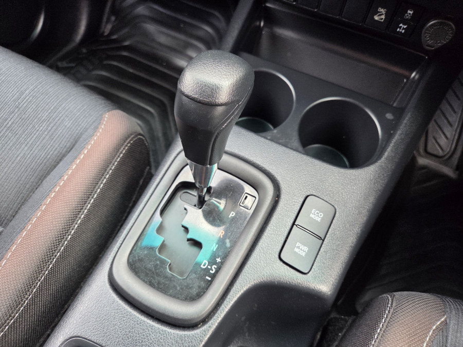 2020 Toyota HiLux  SR Dual Cab Ute Image 17