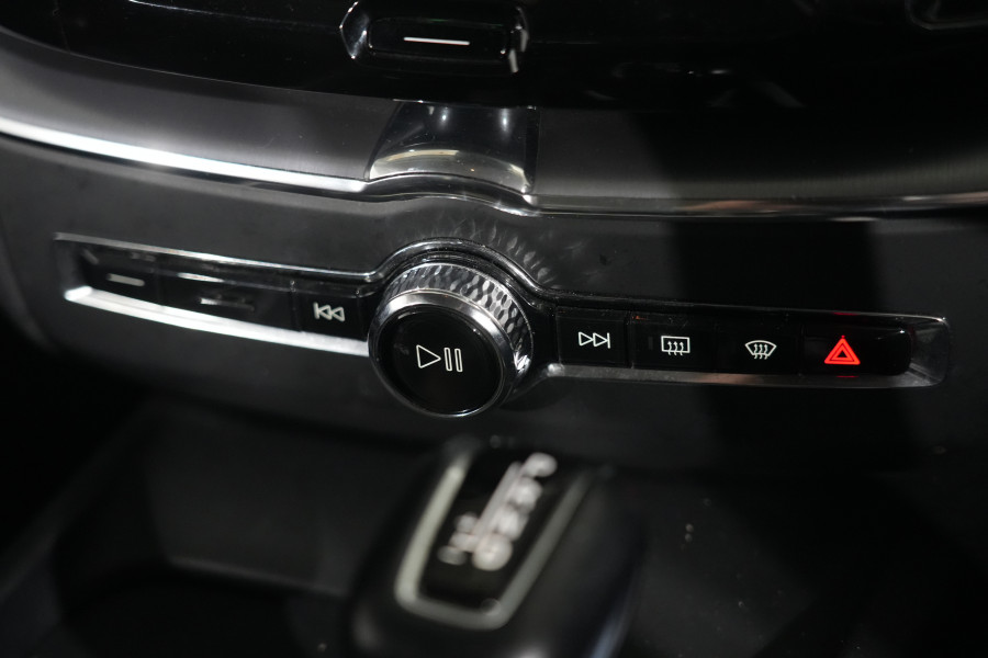 2019 Volvo XC60 UZ D4 Momentum SUV Image 19