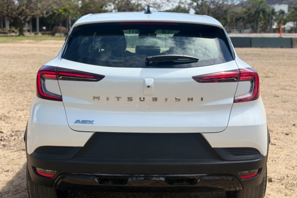 2025 Mitsubishi ASX XE LS SUV Image 5