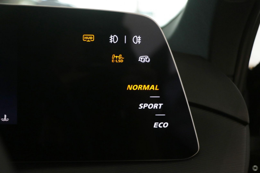 2026 MY25 MG MG7 IP42 Essence Sedan Image 15