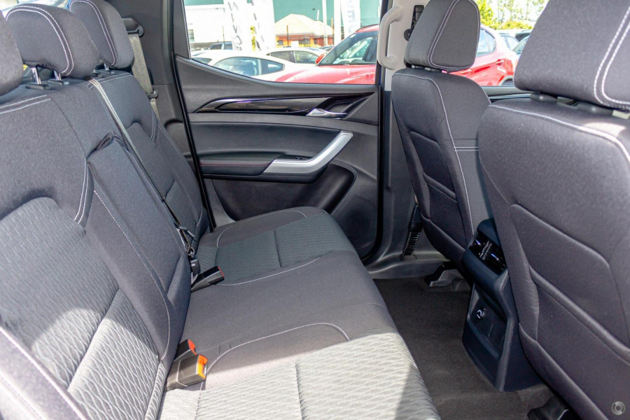 2023 LDV T60 SK8C Max PRO Ute Image 9