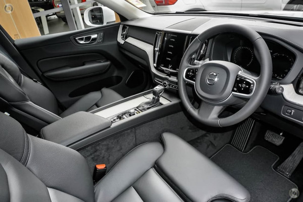 2019 Volvo XC60 (No Series) MY19 T5 Inscription Suv Image 5