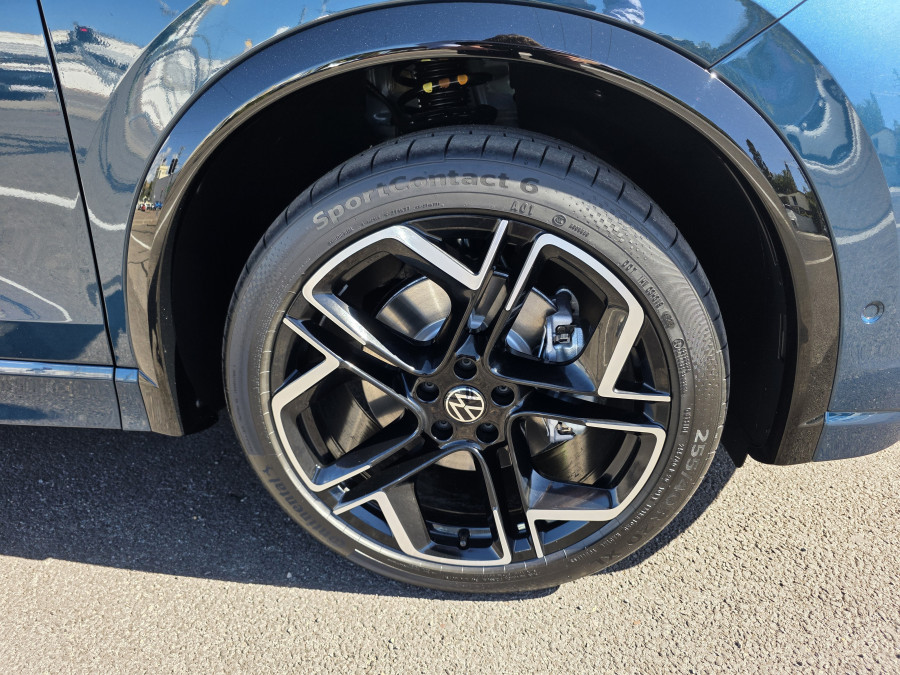 2026 Volkswagen Tiguan CT 195TSI R-Line SUV Image 11