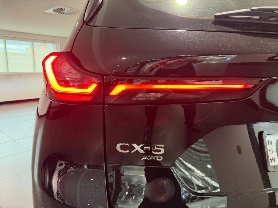2026 Mazda CX-5 KM Series G25 Akera SUV Image 10