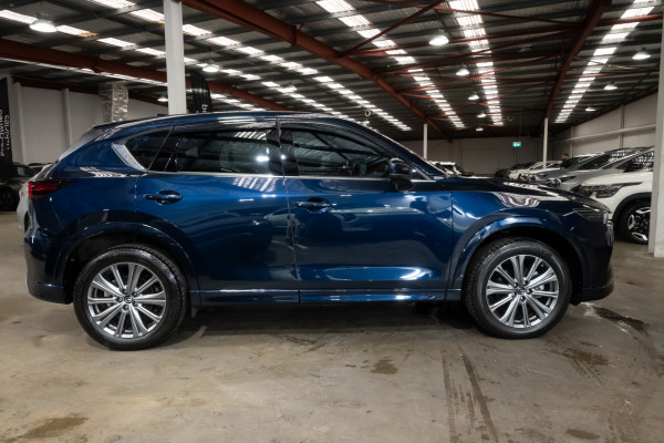 2025 Mazda CX-5 KF Series G35 Akera SUV image 3