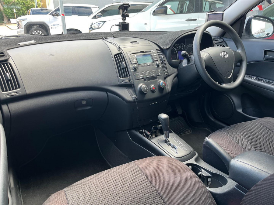 2008 Hyundai i30 FD Hatch Image 10