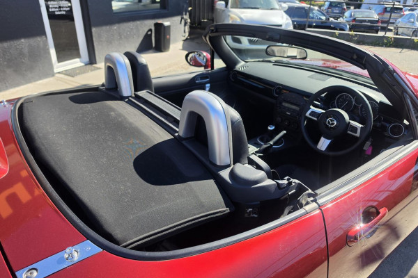 2005 Mazda MX-5 NC Series 2  Convertible Image 17