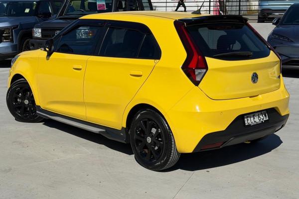 2020 MG MG3 SZP1 Core Hatch Image 15