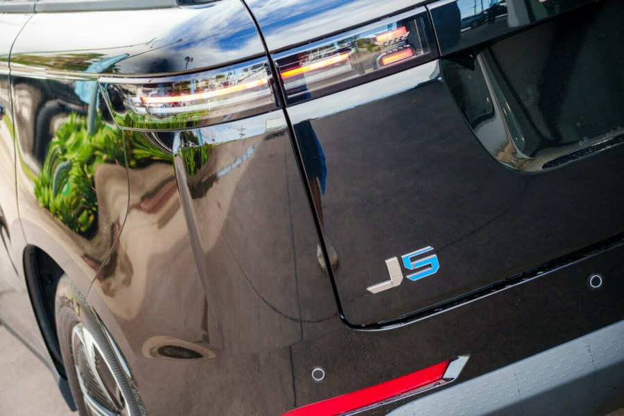 2026 Jaecoo J5  EV Summit SUV Image 7