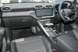 2025 MG ZS ZS32 Essence Hybrid+ SUV