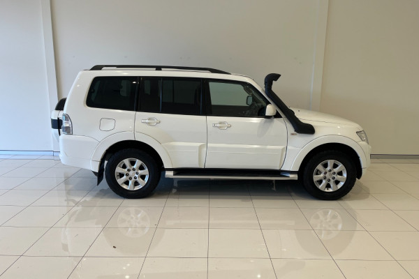 2015 Mitsubishi Pajero NX GLX SUV