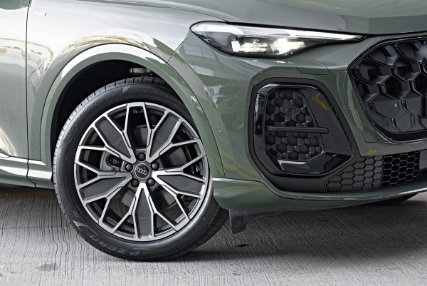 2025 MY26 Audi Q5 TFSI Sport SUV image 6