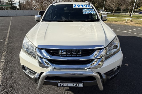 2016 MY15.5 Isuzu MU-X LS-T SUV Image 8