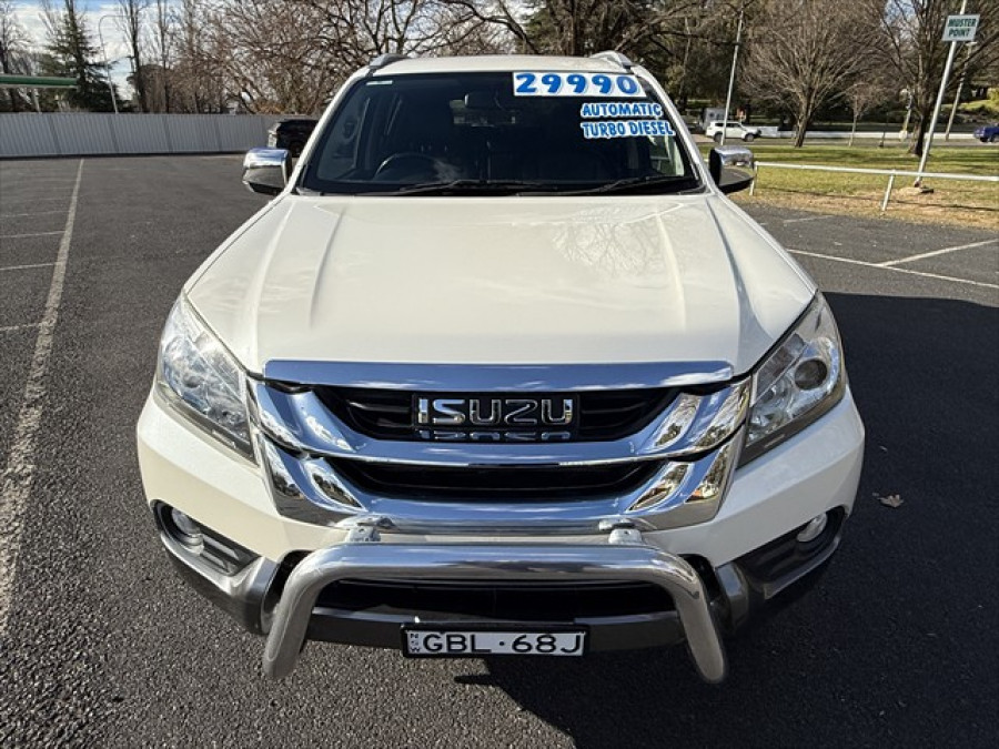 2016 MY15.5 Isuzu MU-X LS-T SUV Image 8