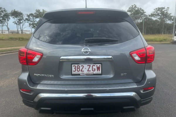 2019 Nissan Pathfinder R52 Series III ST SUV Image 4