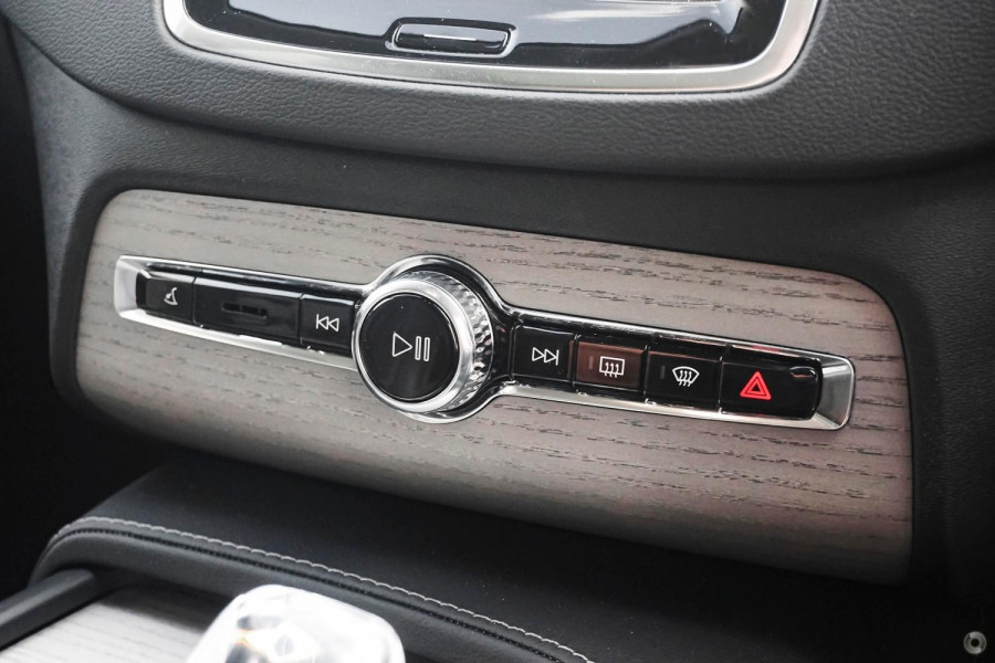 2024 MY25 Volvo XC90 L Series Ultra B6 Bright SUV Image 11